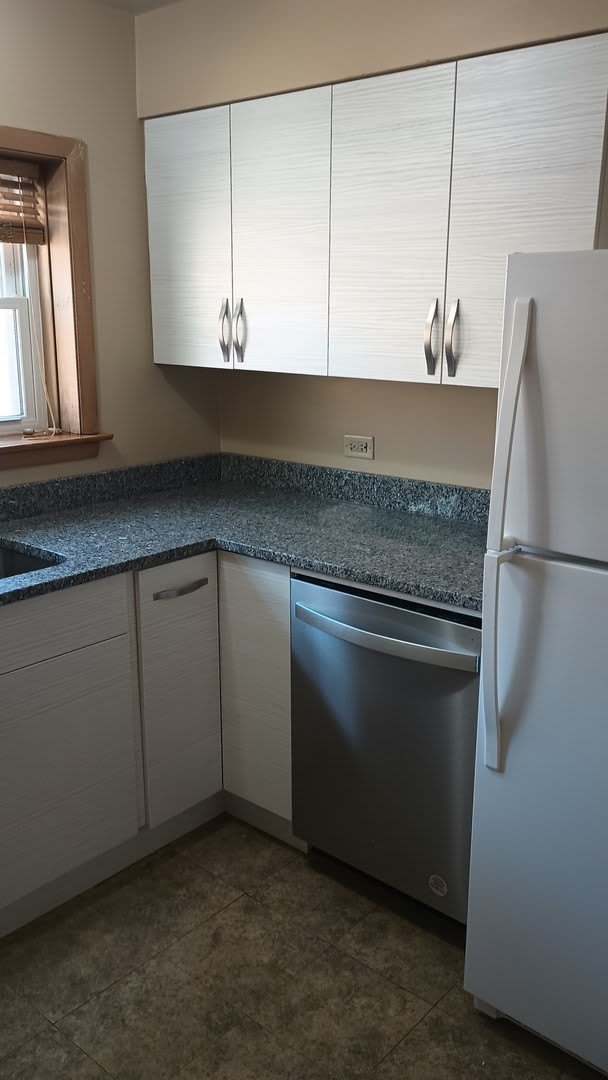 4950 Greenwood Street – photo 3