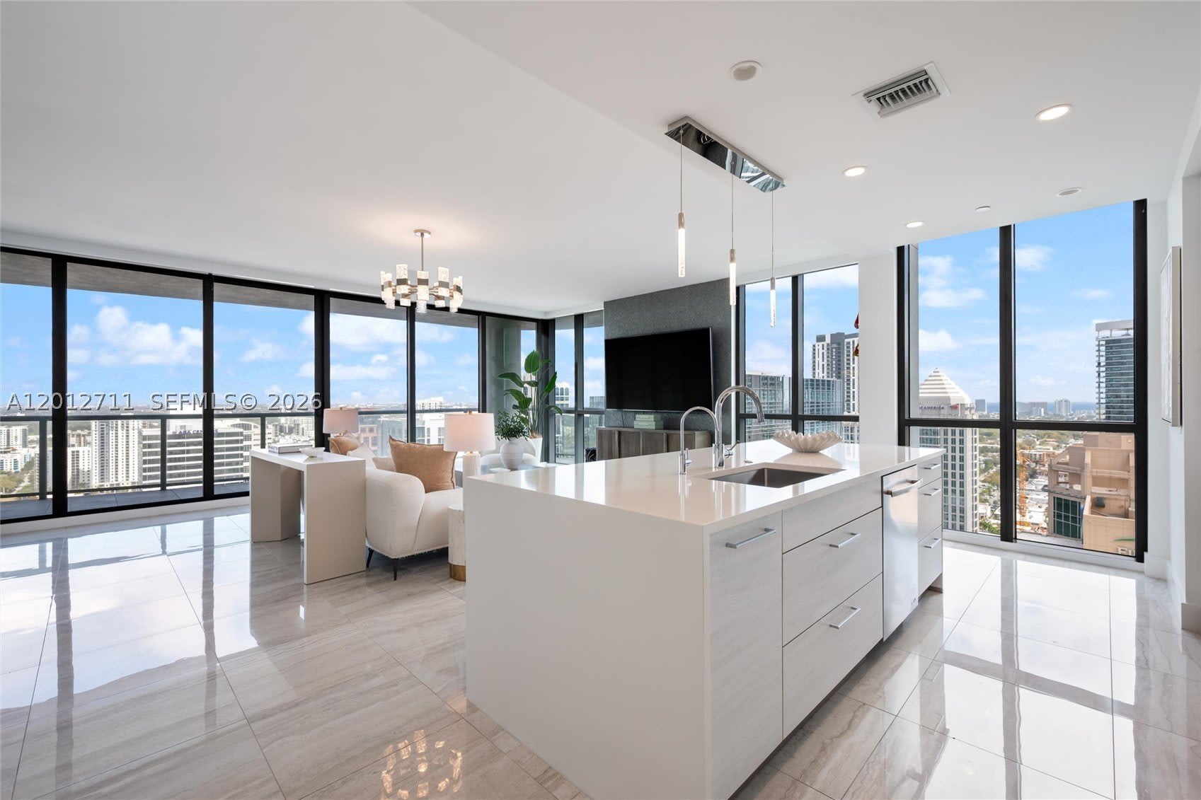 100 E Las Olas Blvd – photo 5