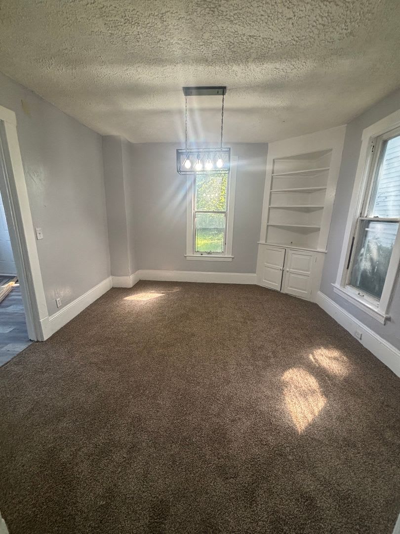 3bd Single Section 8/Cash Pay – photo 3