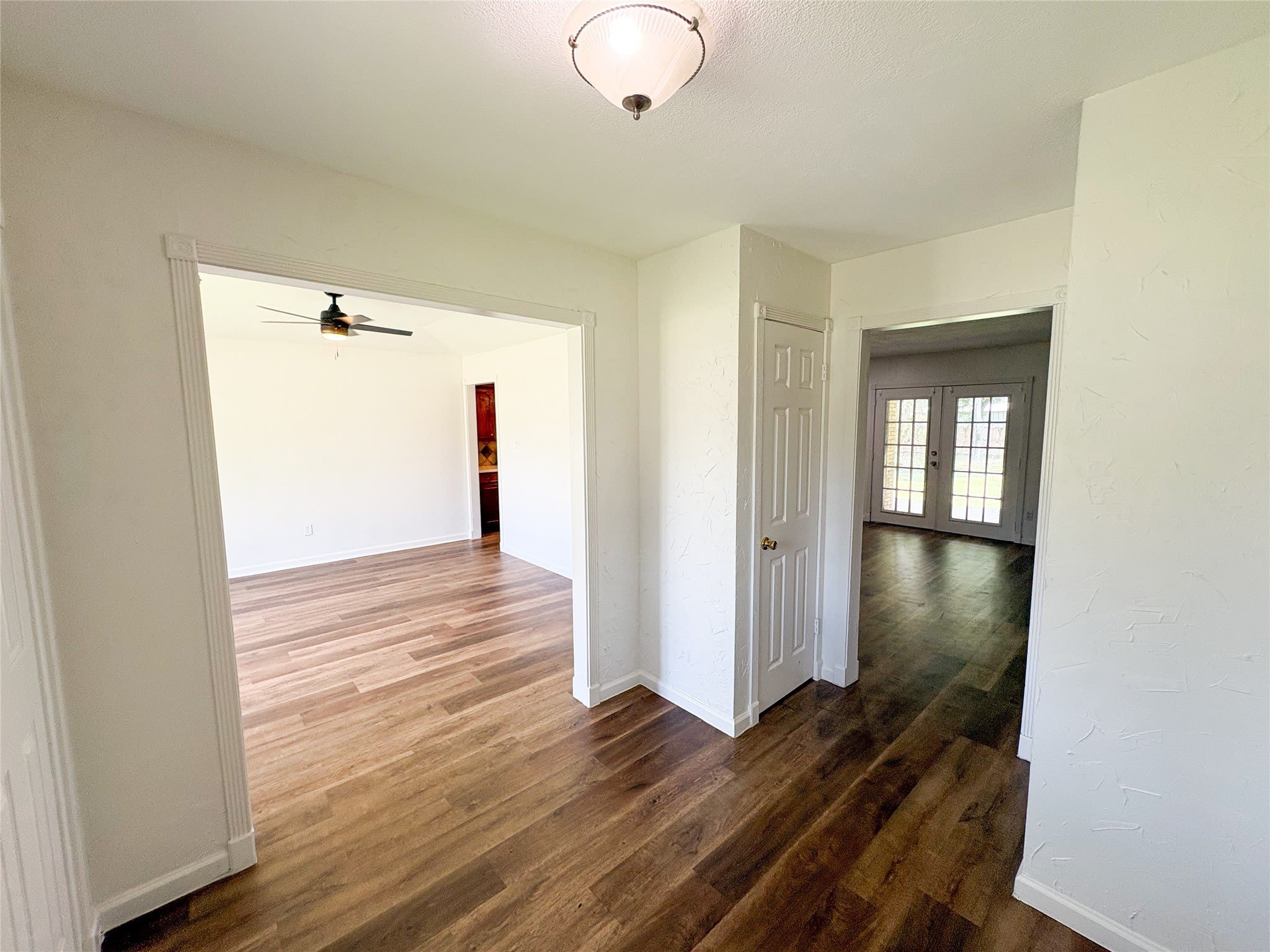 511 W Walnut Street – photo 3