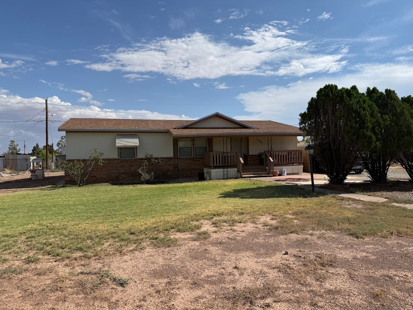 1207 Wright Ave – photo 2