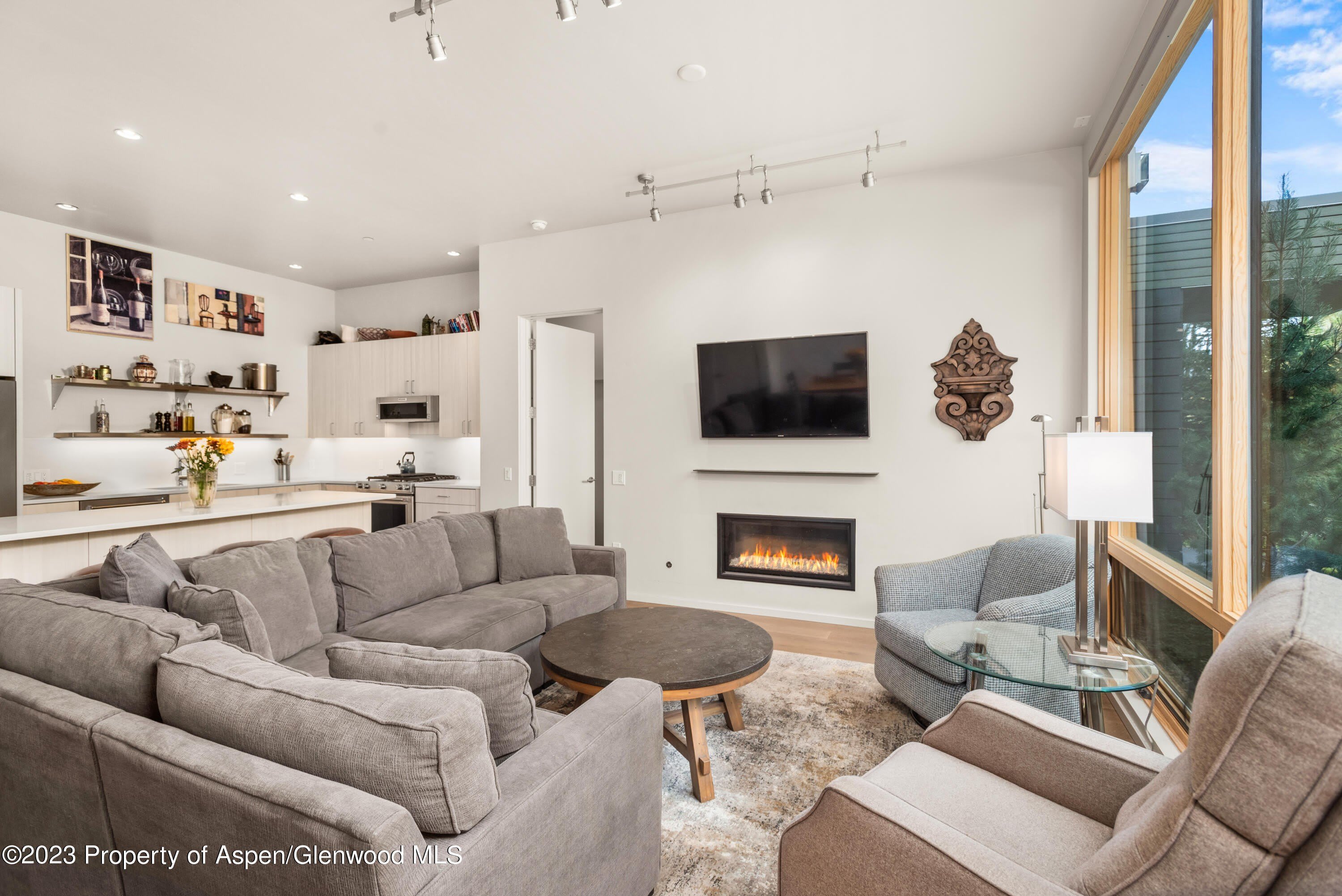 100 Evans Road – photo 5
