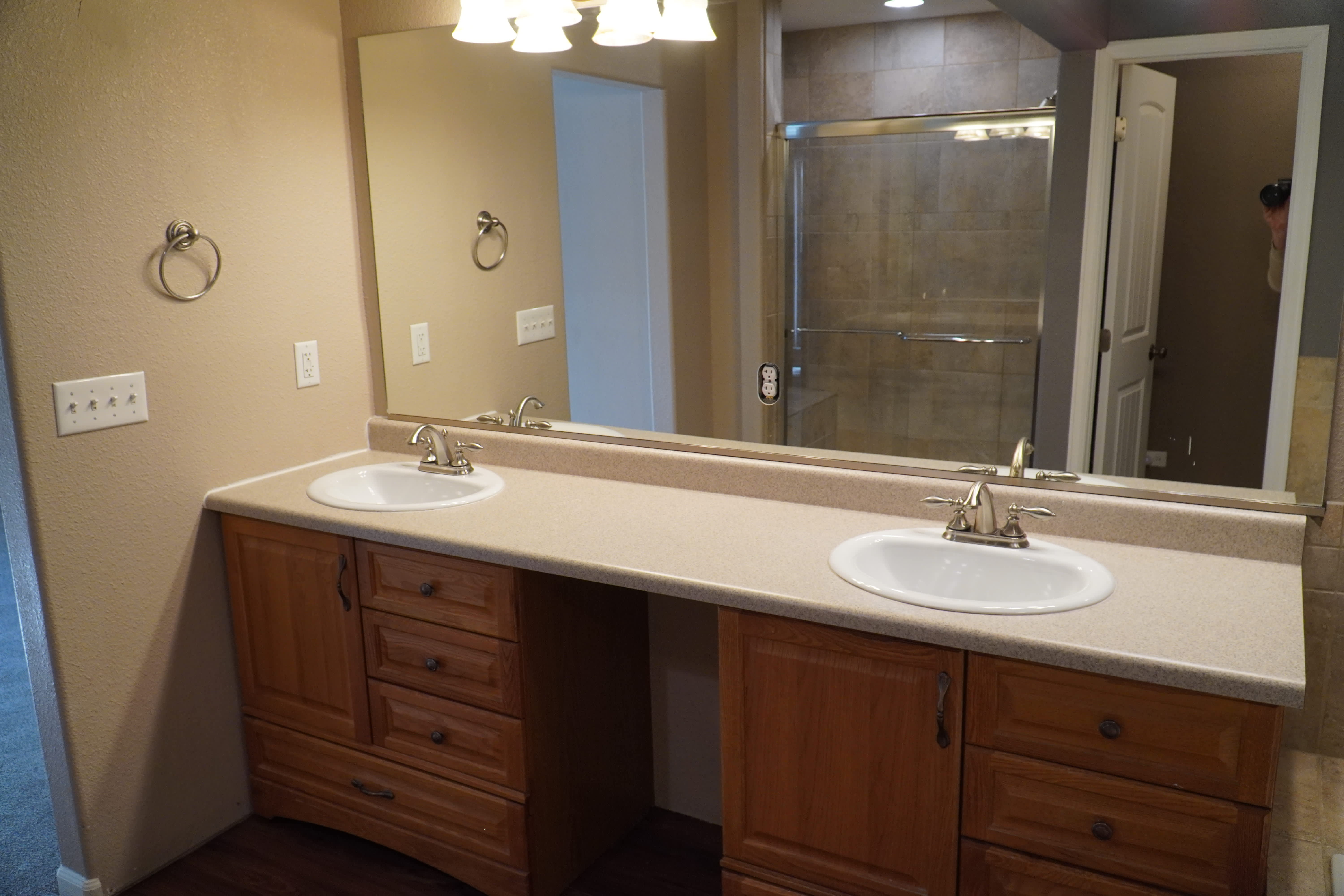 4221 West Eisenhower Boulevard – photo 2