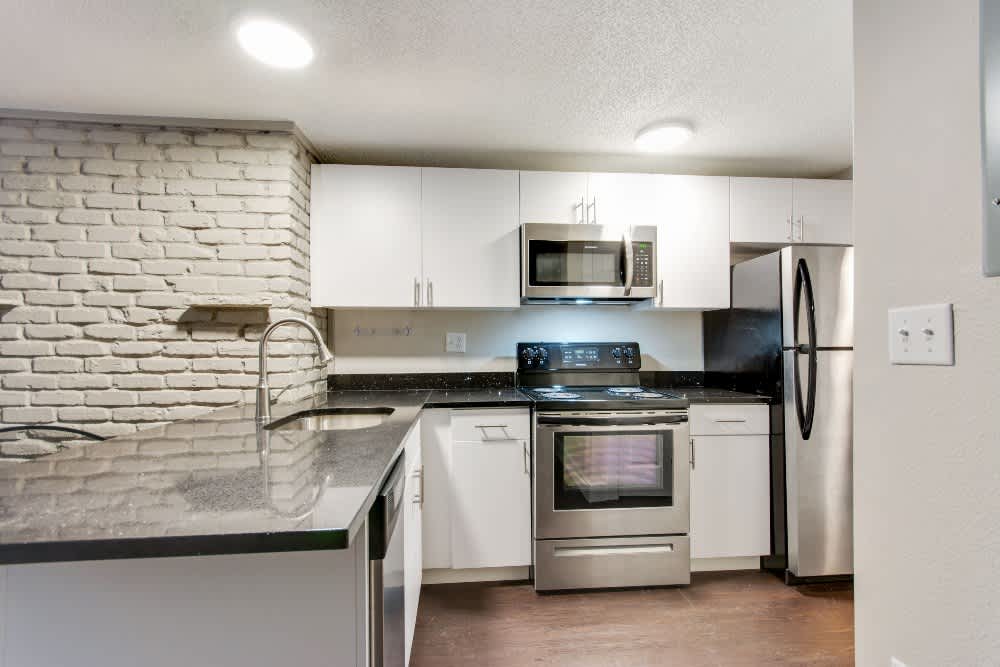 137 South Penn – photo 4