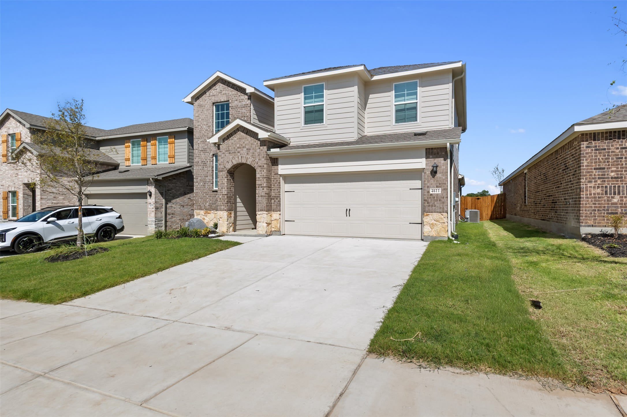 4611 Carnation Drive – photo 2