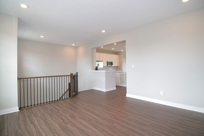 933 Yorkshire Lane – photo 5