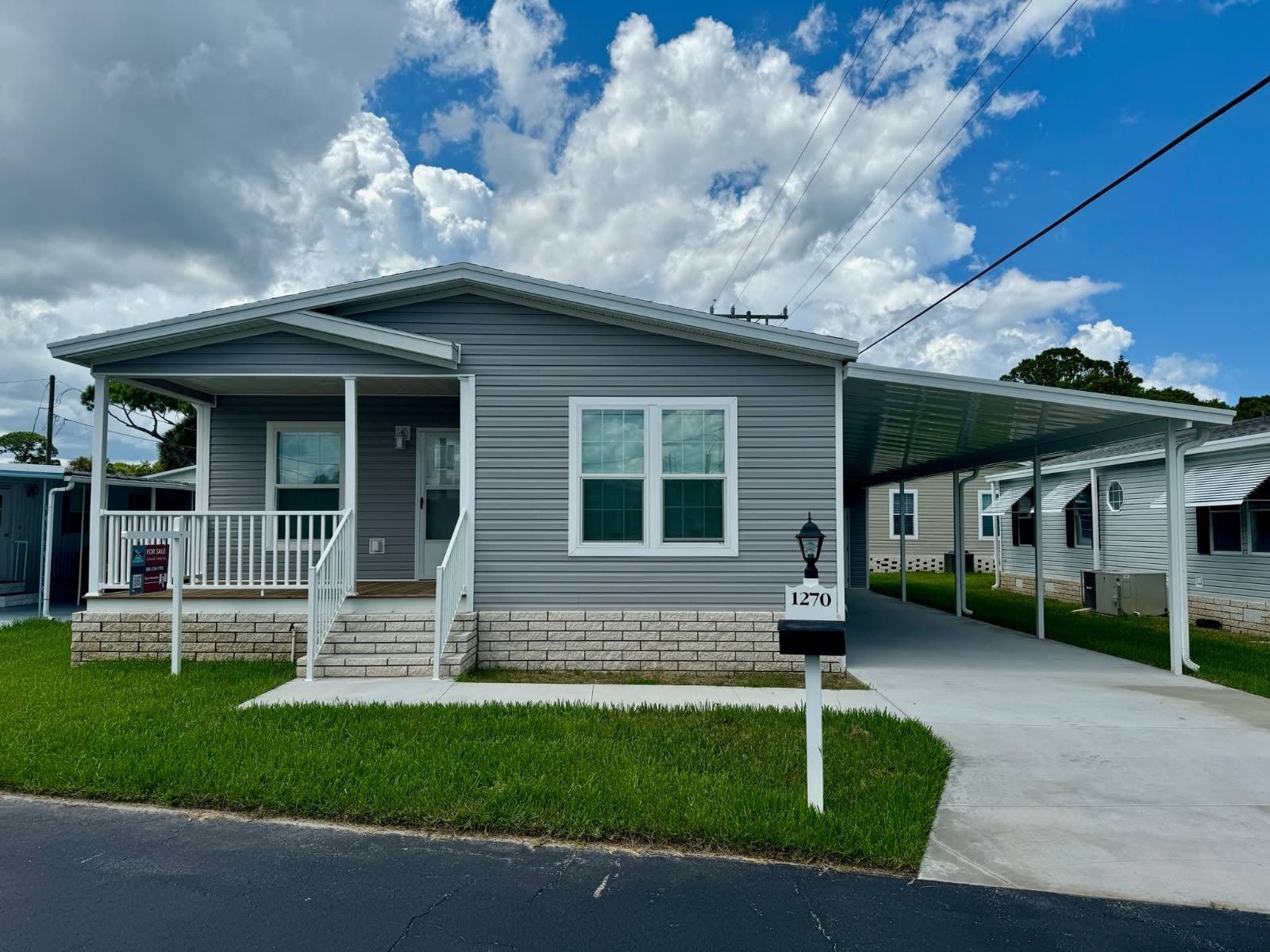 1270 Plymouth Place – photo 2