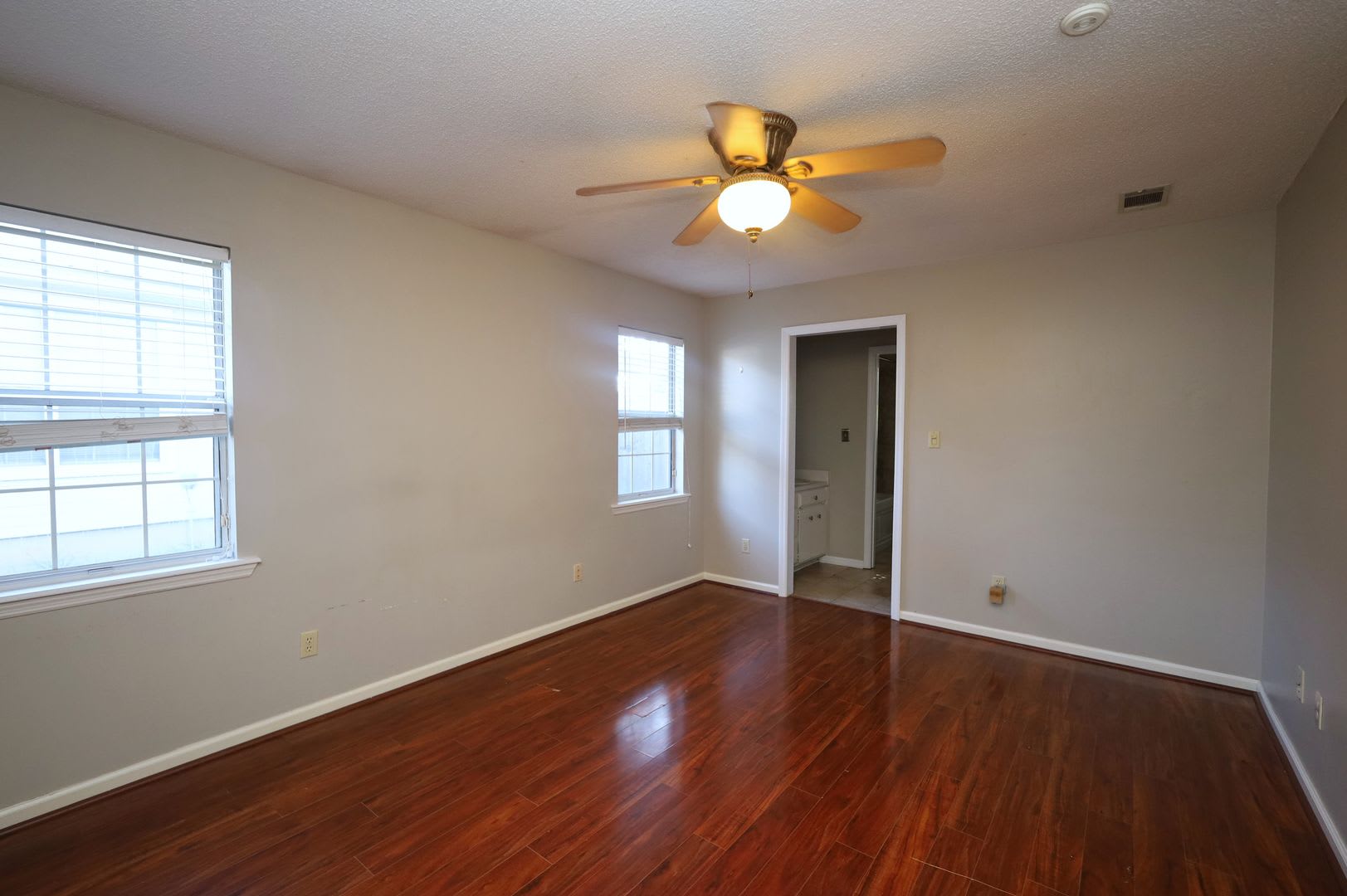 4116 Hamilton Circle – photo 3