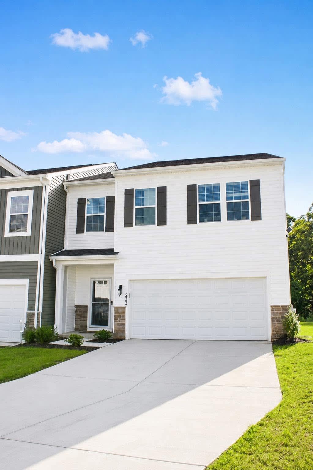 233 Correri St – photo 1