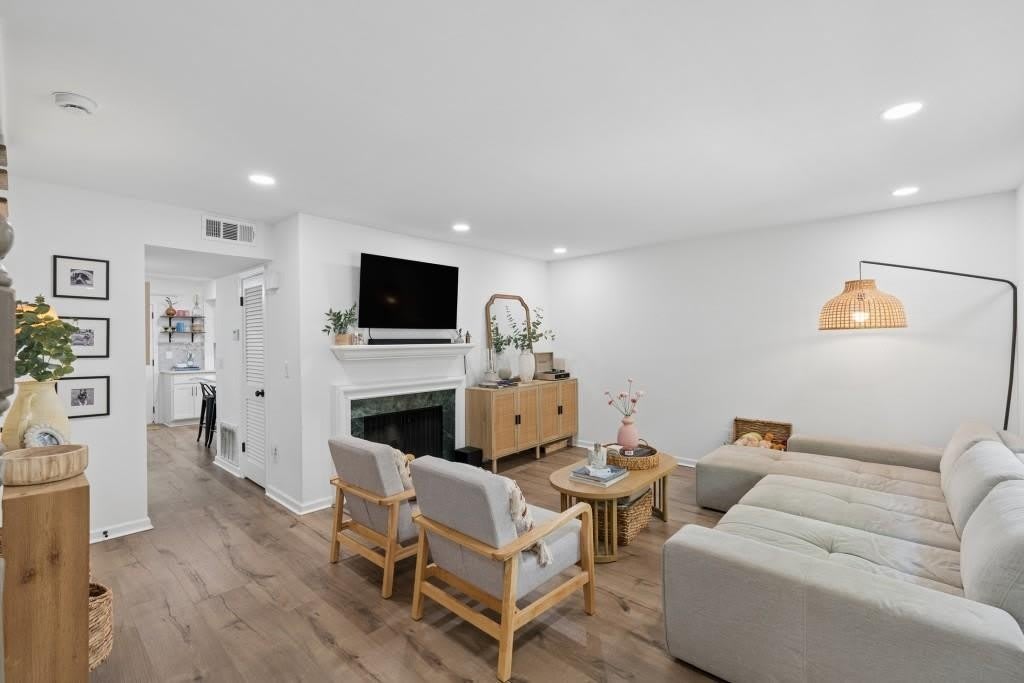 140 Amherst Place NW – photo 3