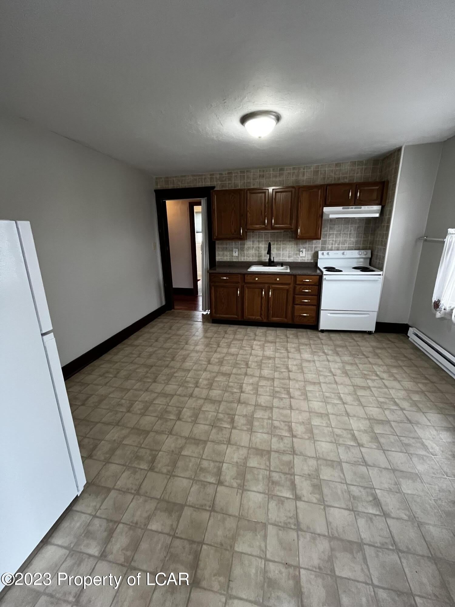 210 Fairchild Street – photo 4