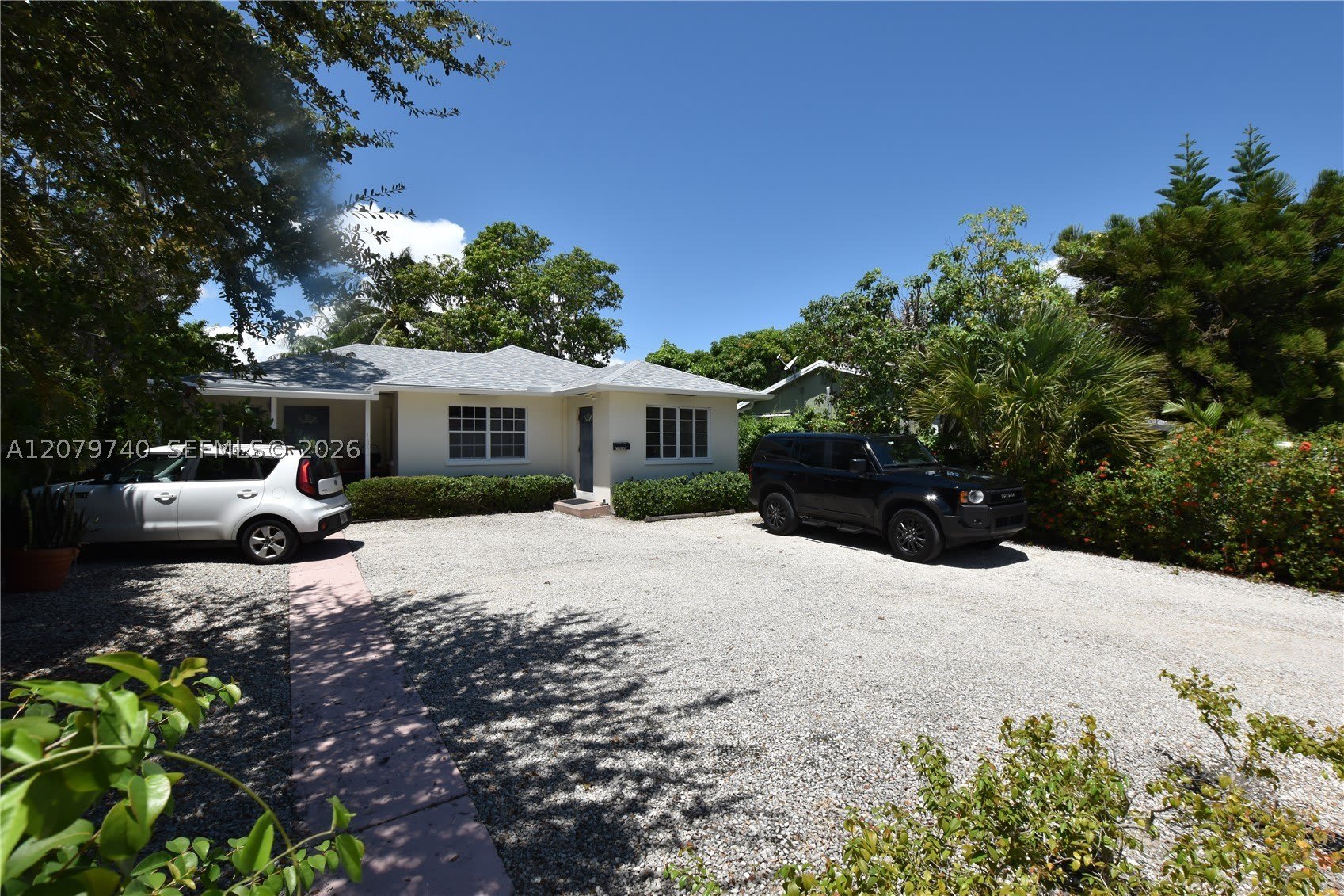 801 SE 4th Street – photo 2