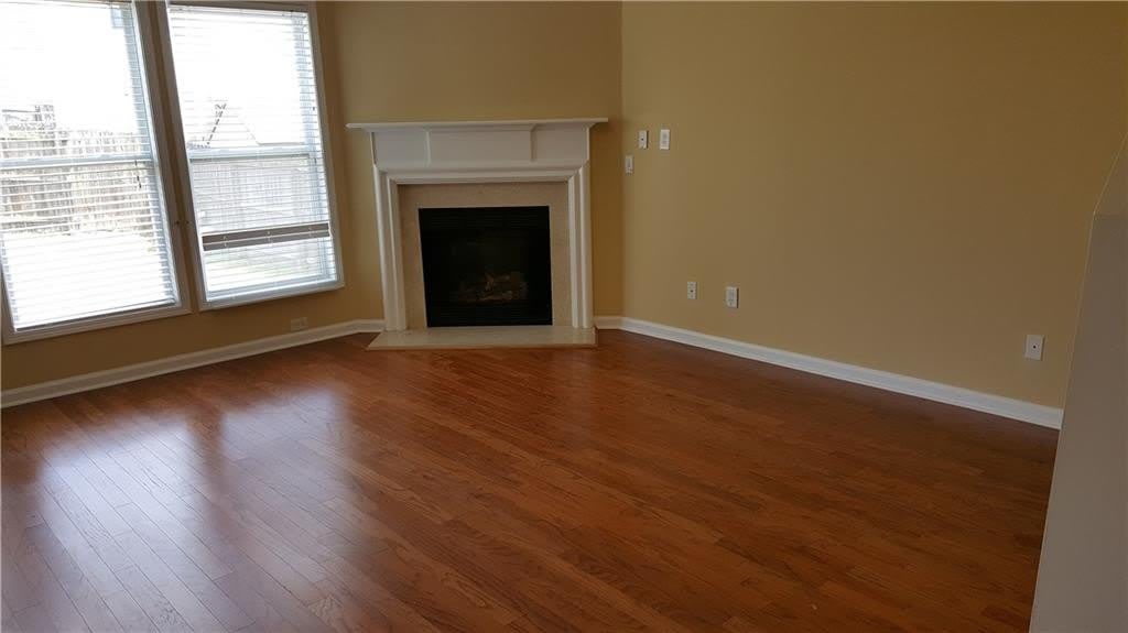2036 Executive Drive – photo 4