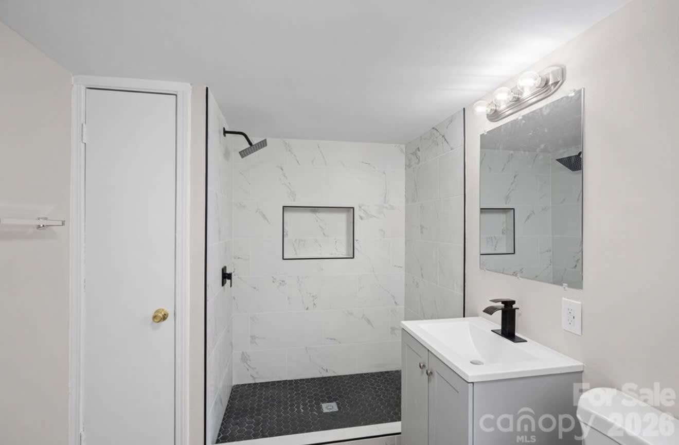 310 Pineview Street – photo 4