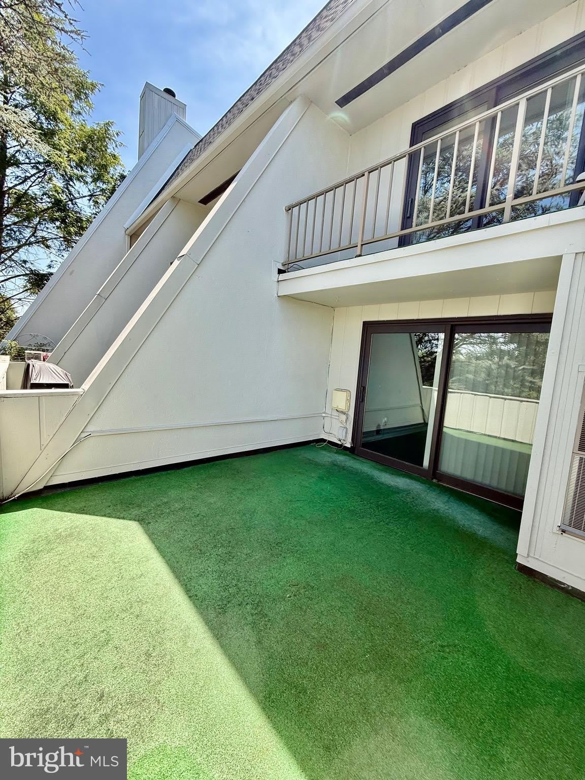 297 Summit House – photo 5
