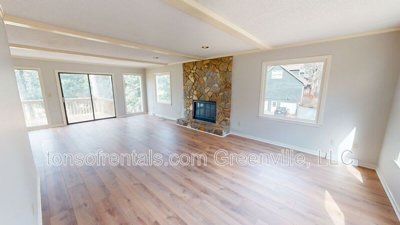 710 Stallings Rd – photo 1