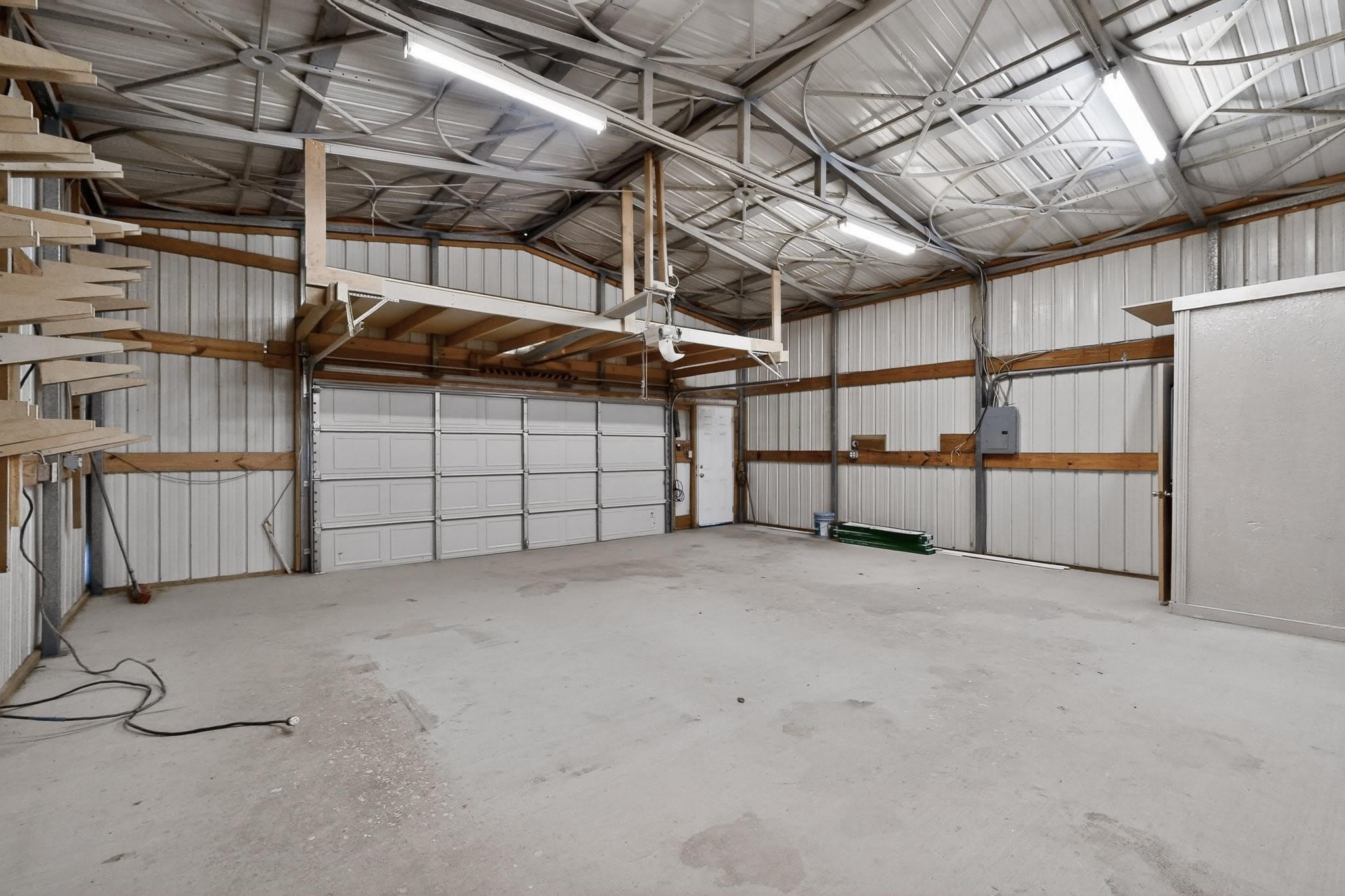 6553 Private Road 2270 – photo 5