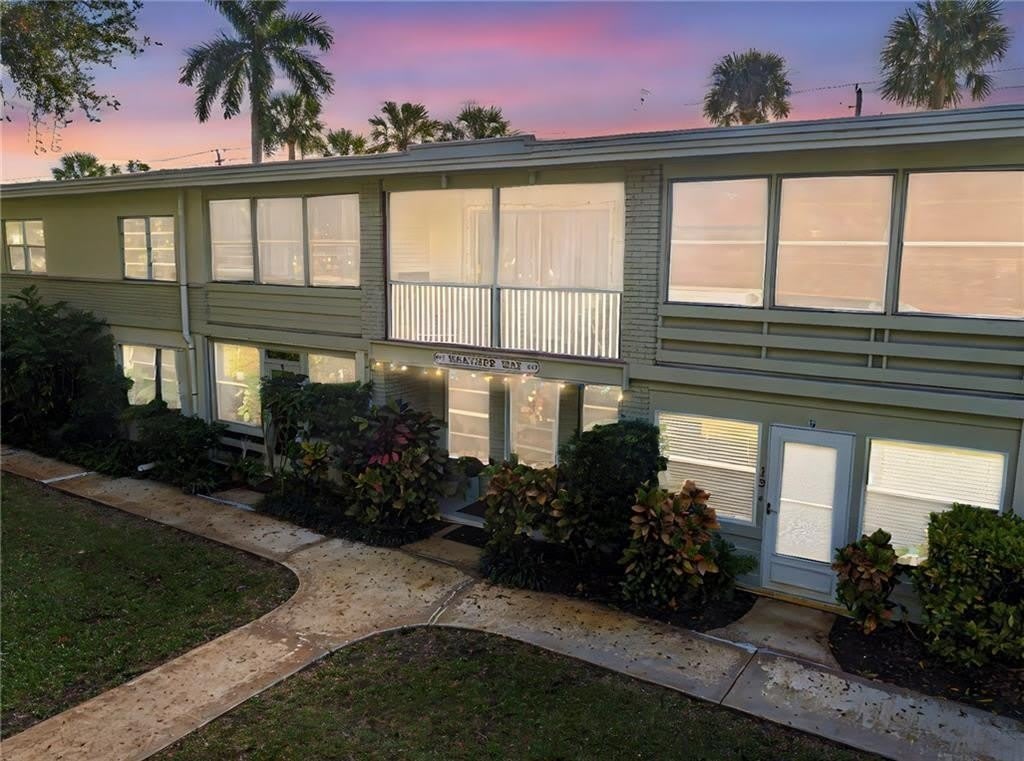 677 Royal Palm Boulevard – photo 1
