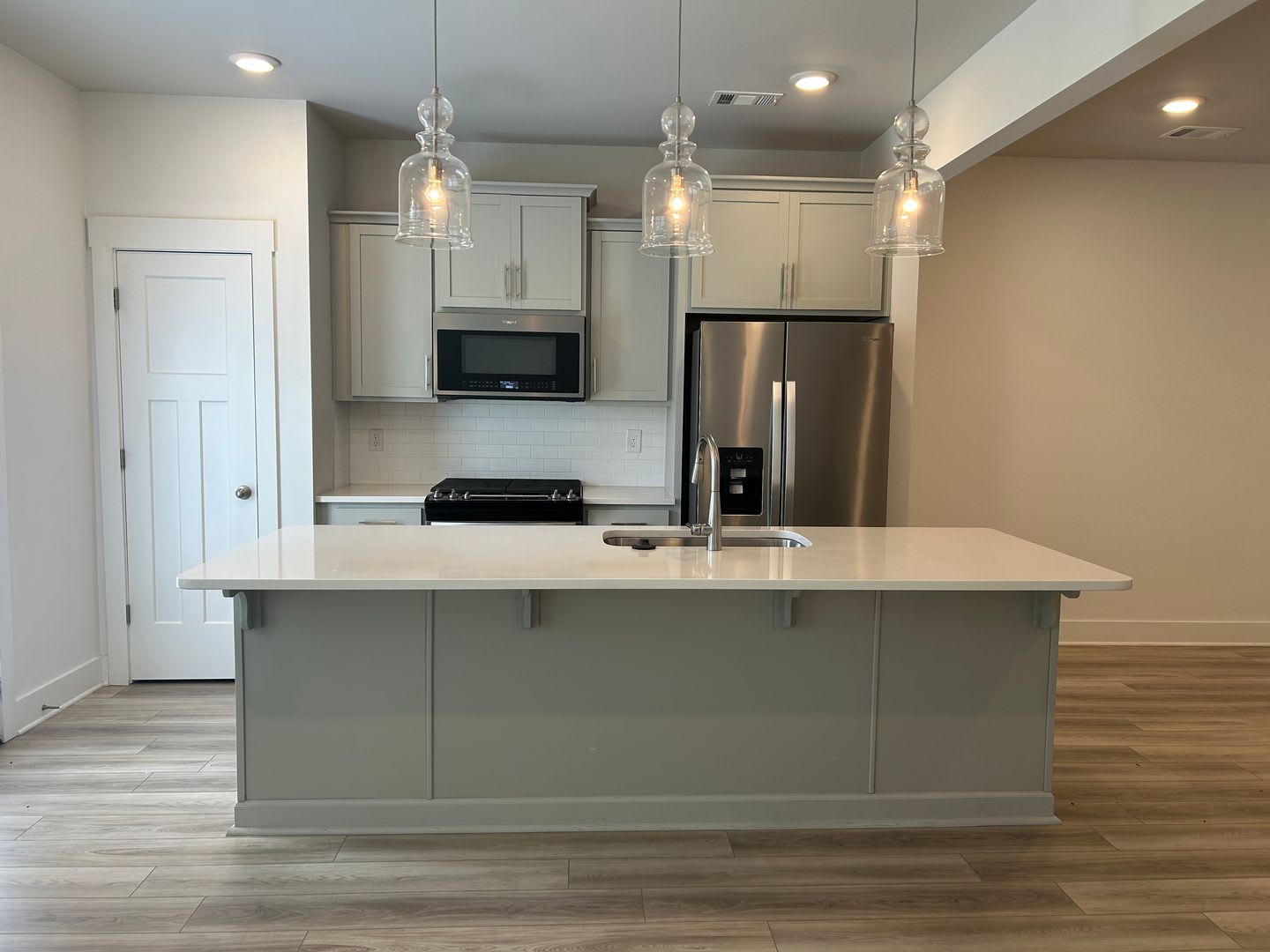 Stunning 3/2 Rental Unit in Prime Simpsonville Location! – photo 4