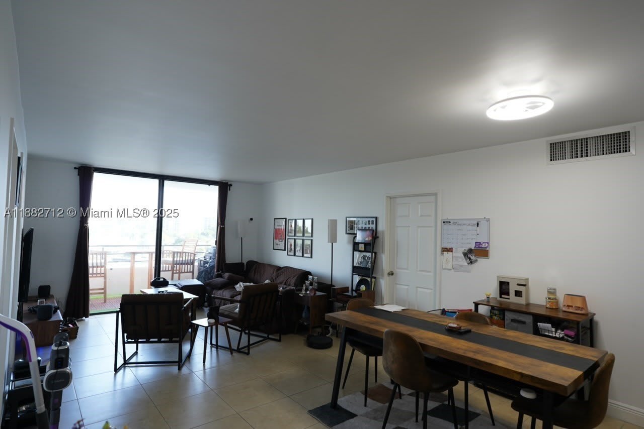 500 Three Islands Blvd – photo 5