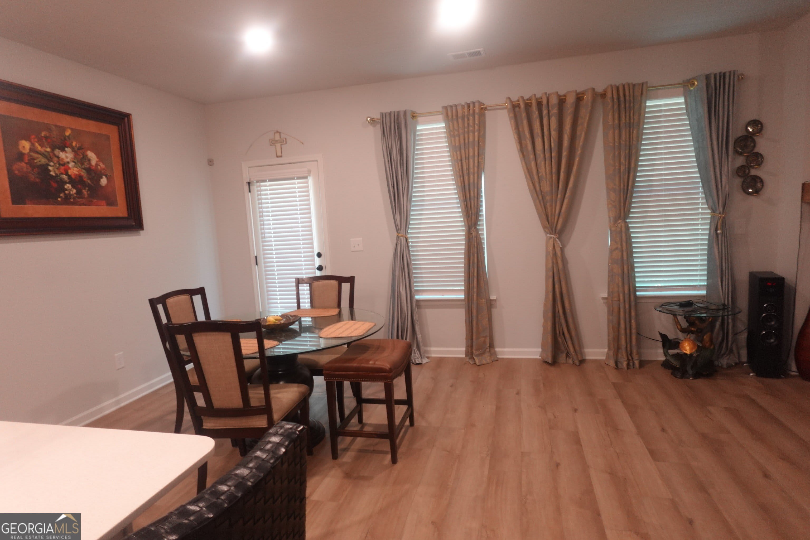 175 Tulip Drive – photo 4