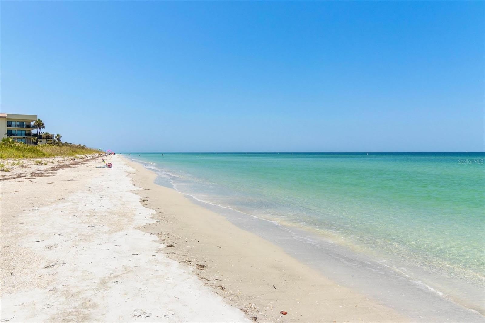 1660 GULF Boulevard – photo 3