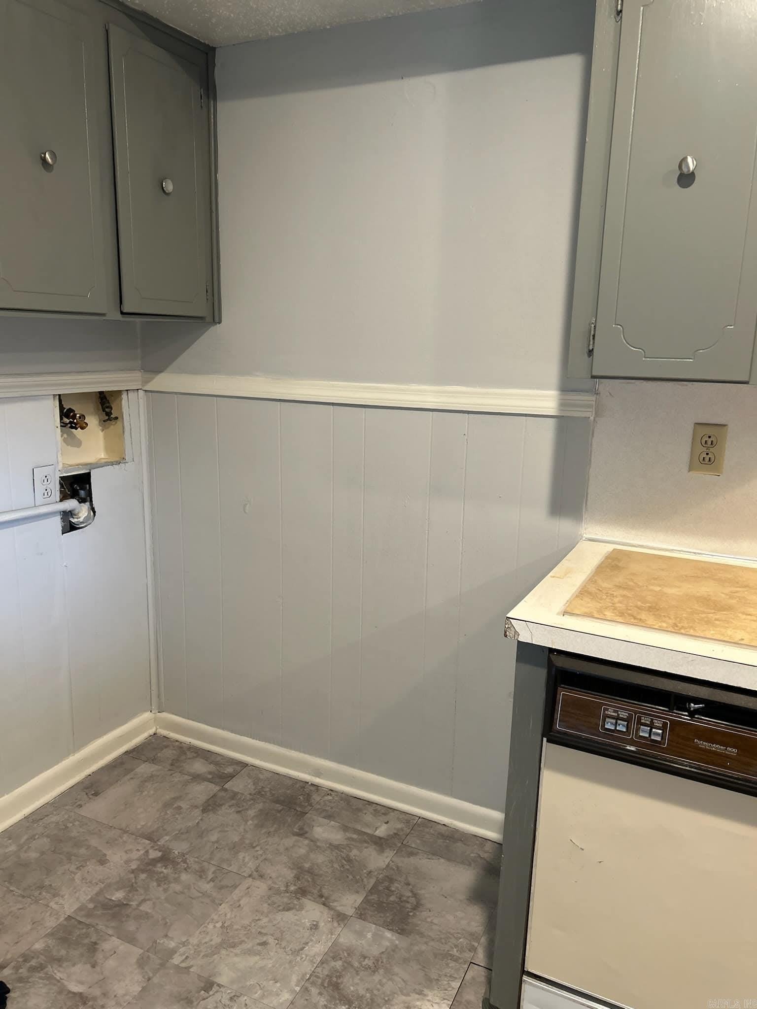 1800 Sanford Drive – photo 4