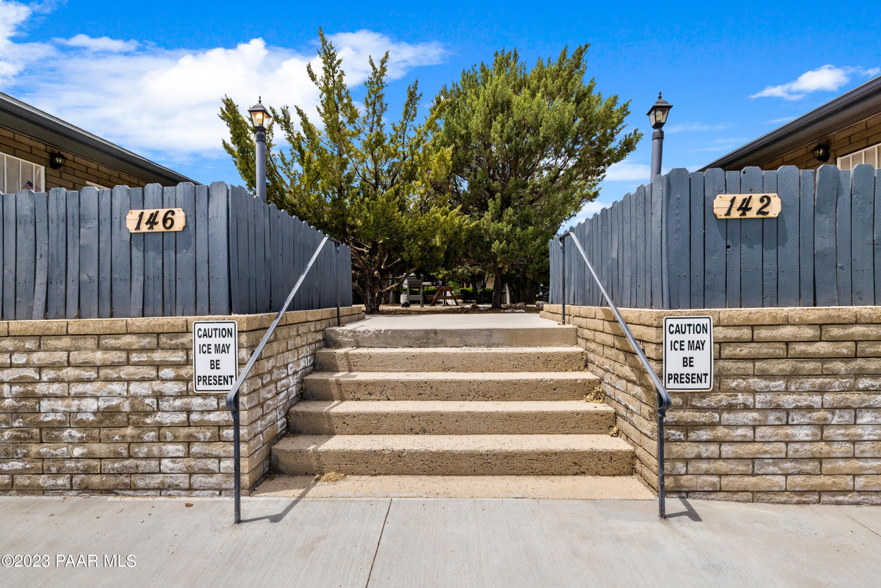 142 S Rush Street – photo 2