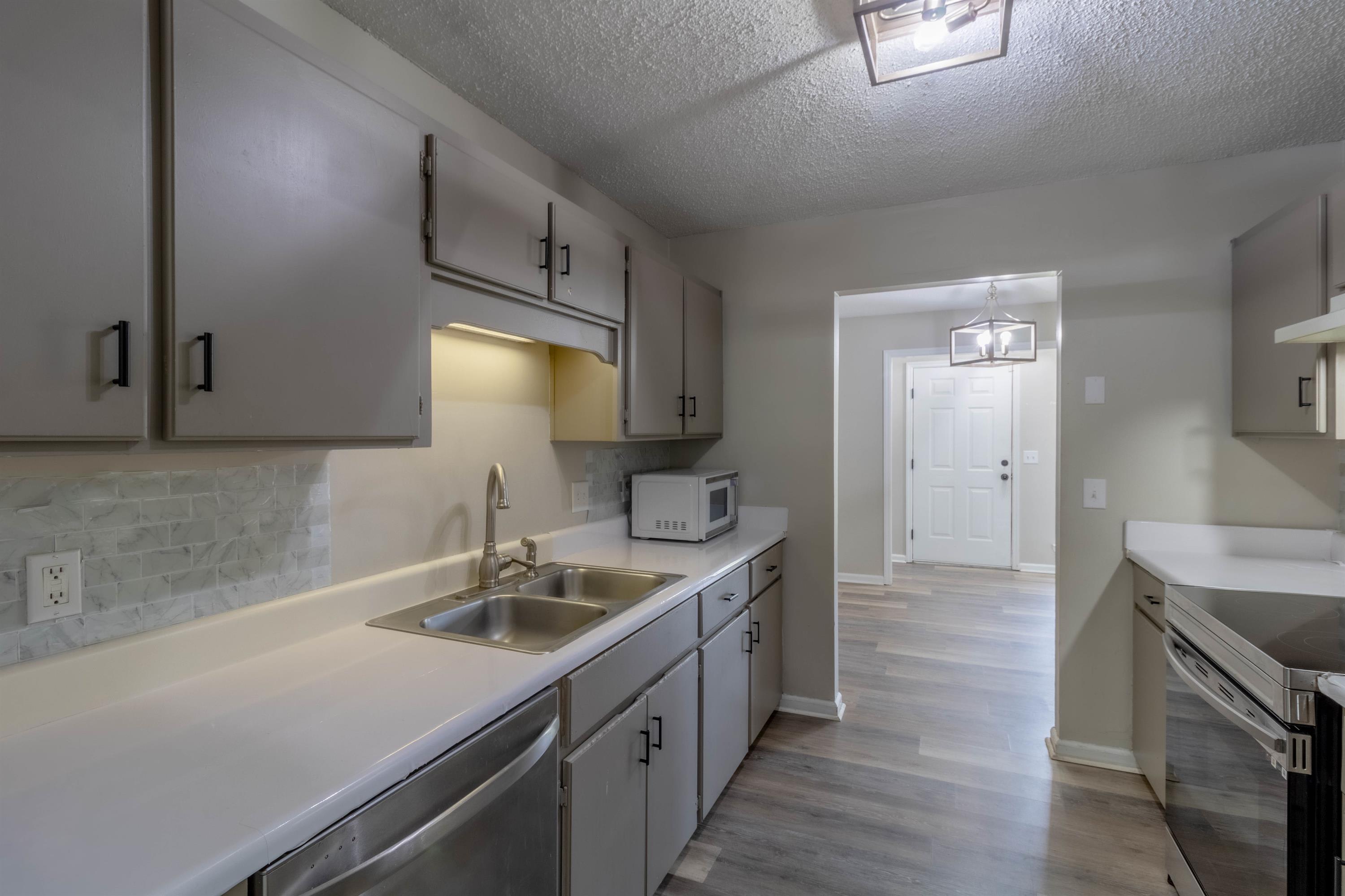 1103 Ballard Drive – photo 5