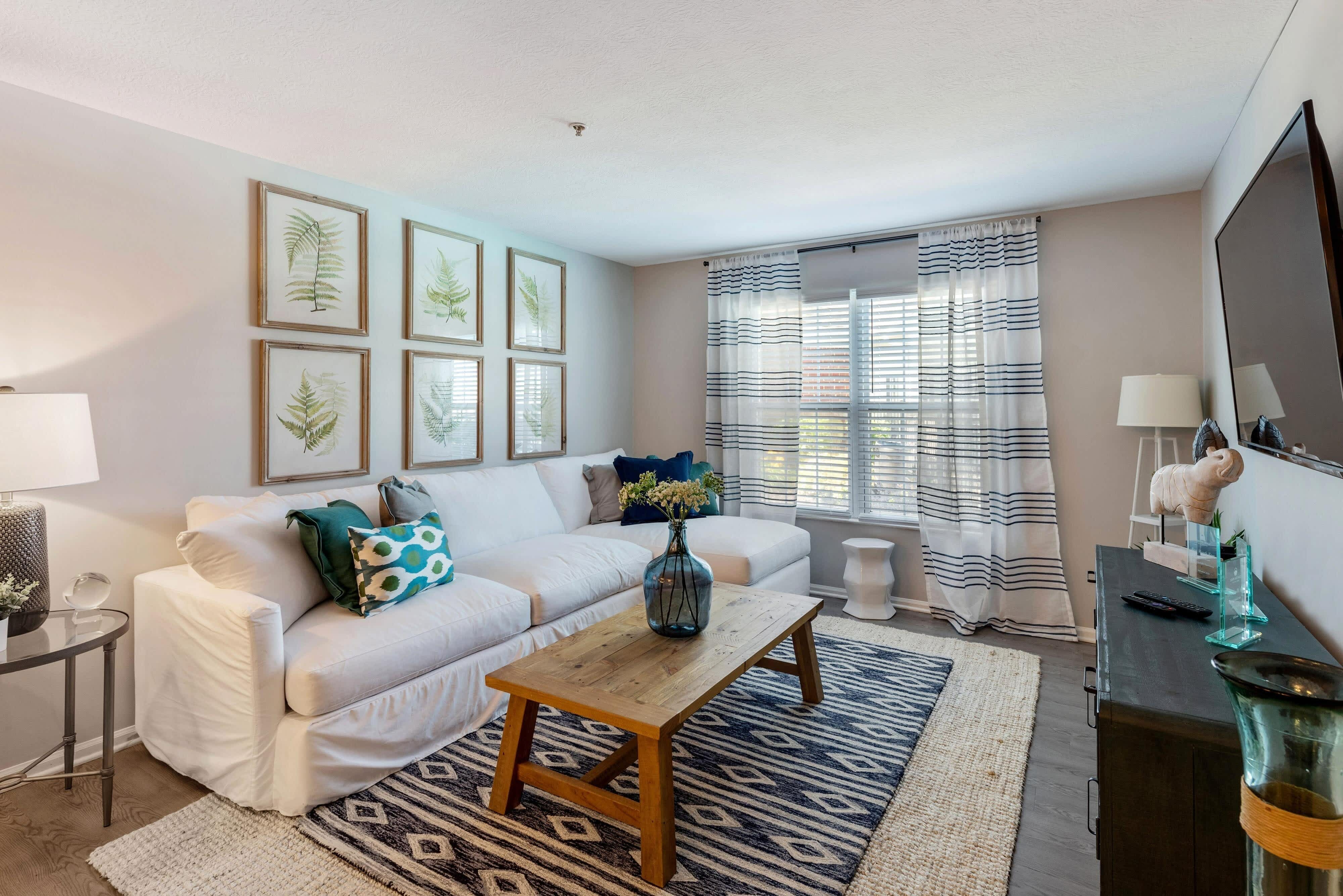 Gateway Lakes – photo 5