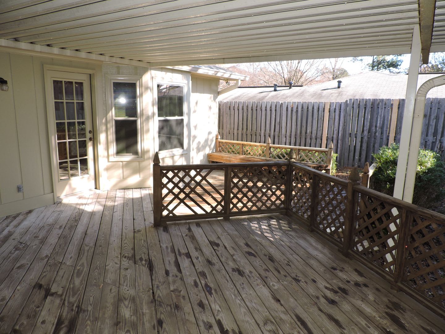 3 bedroom 2 bath in Reston Place – photo 2
