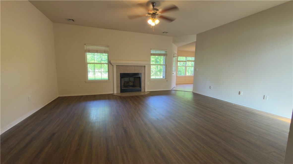 1505 Elington Street – photo 2