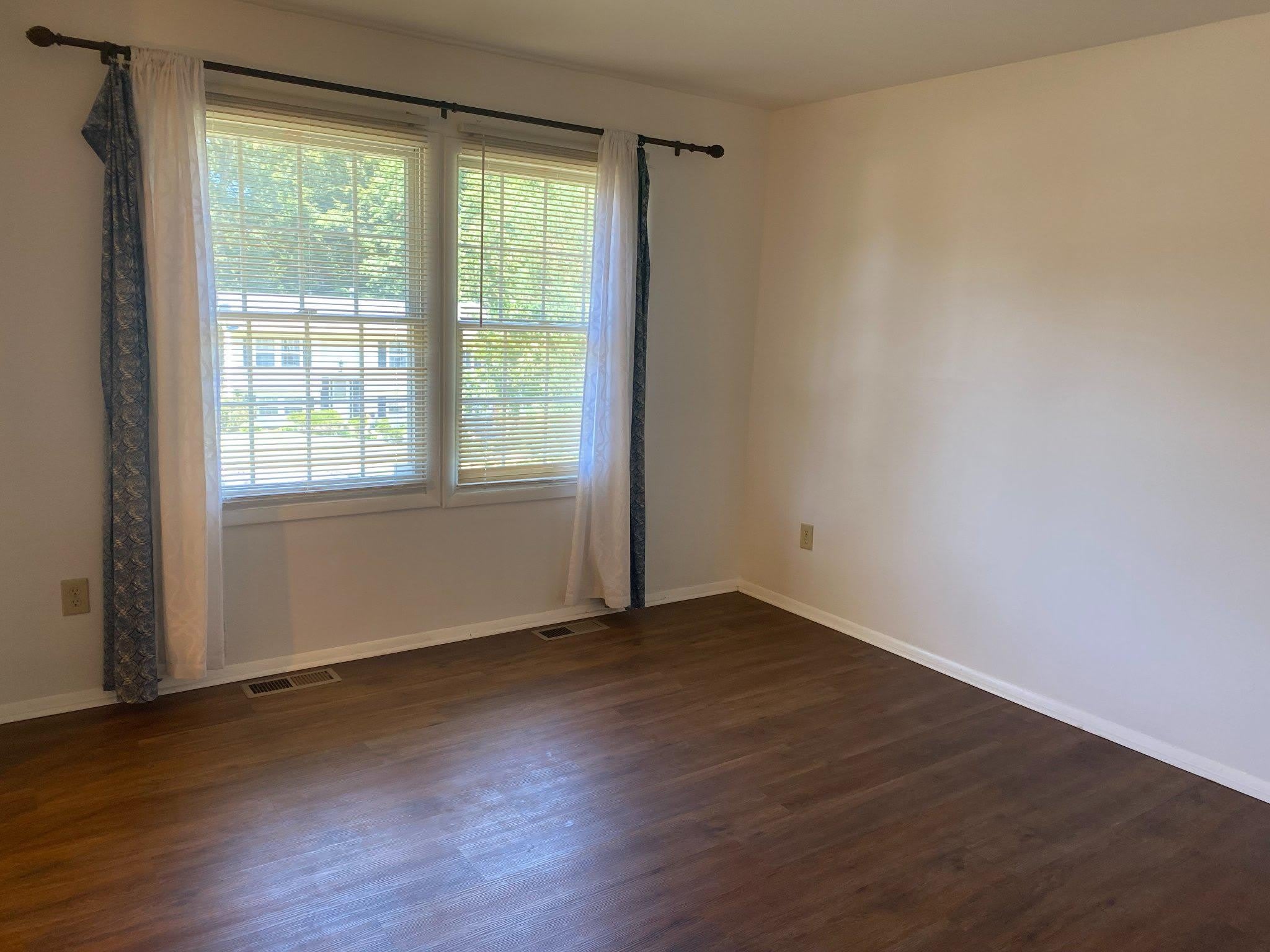 2338 WOODBERRY Drive – photo 2
