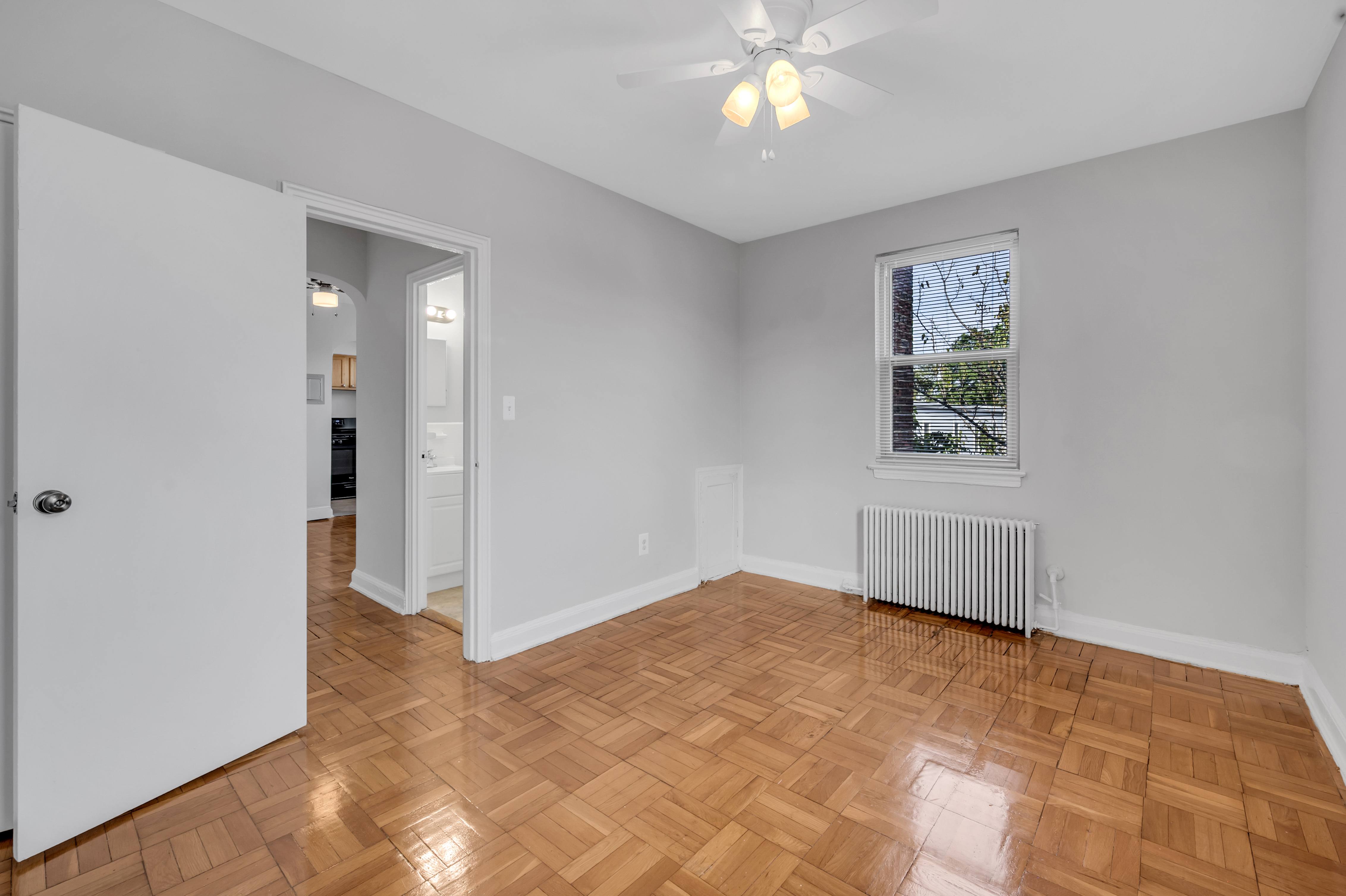 Irving St. Apartments – photo 5