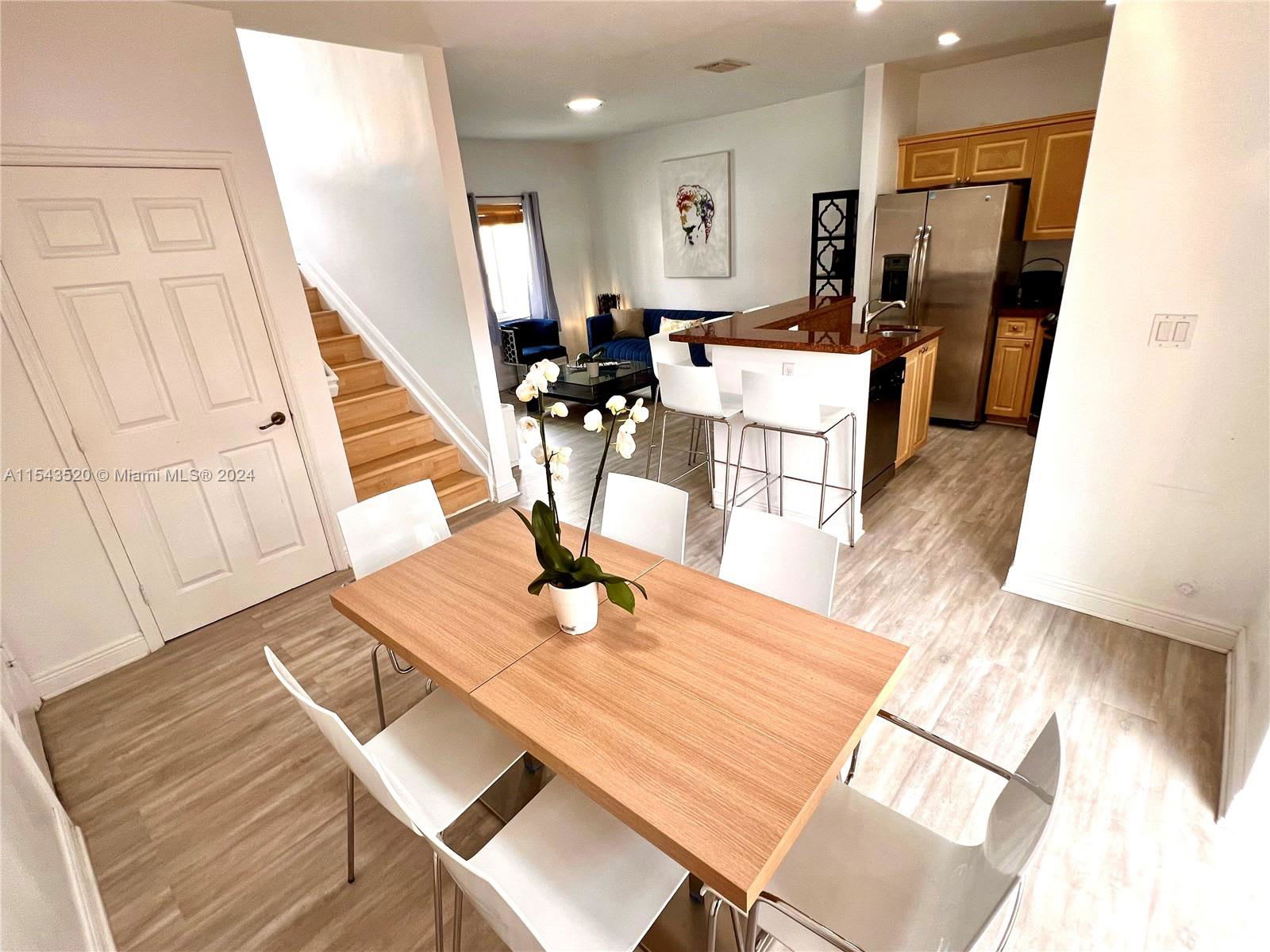 5984 Southwest 8th Street – photo 3