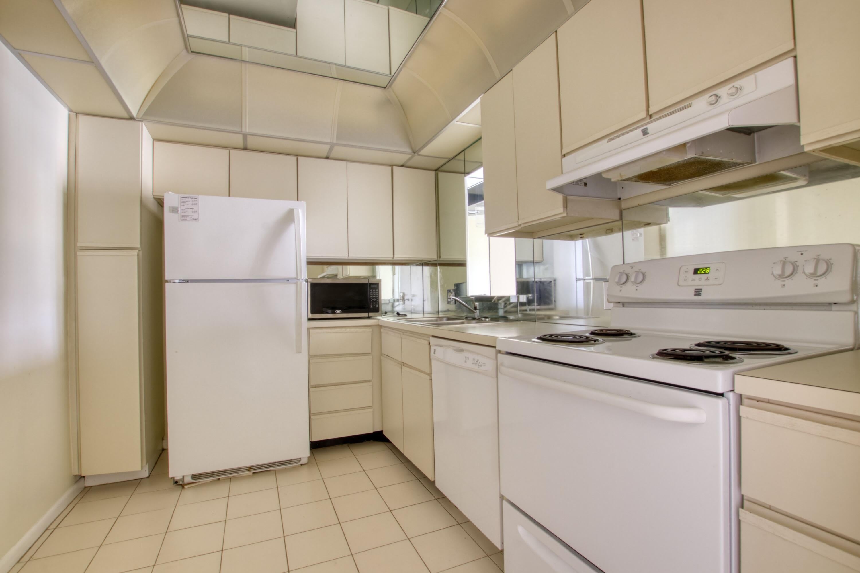4657 Fountains Drive S – photo 4
