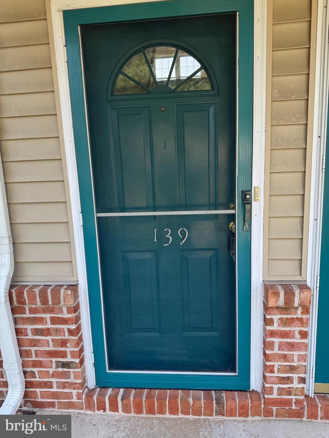 139 HEATHER Lane – photo 2