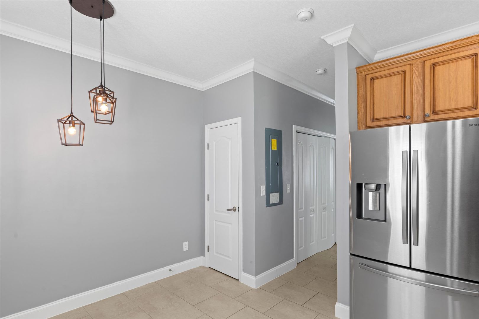 2 Bedroom, 2.5 Bathroom AVAILABLE FOR 1 YEAR – photo 5