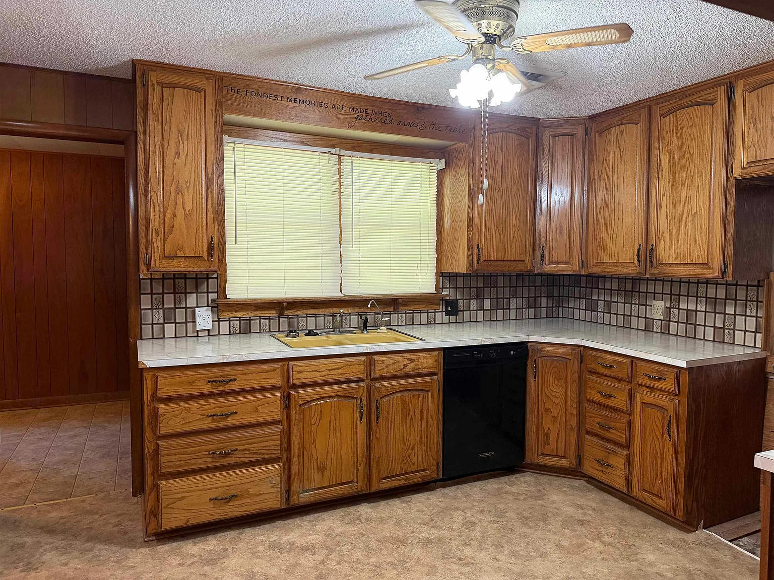 410 East Ohio Street – photo 4