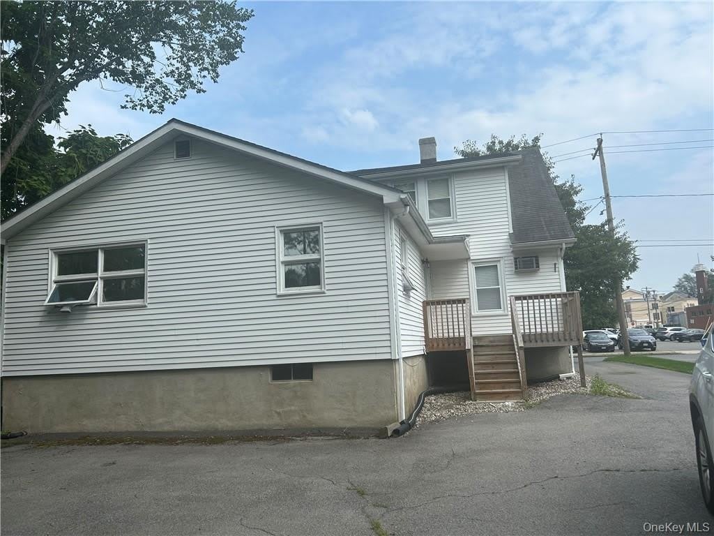 55 St John – photo 2