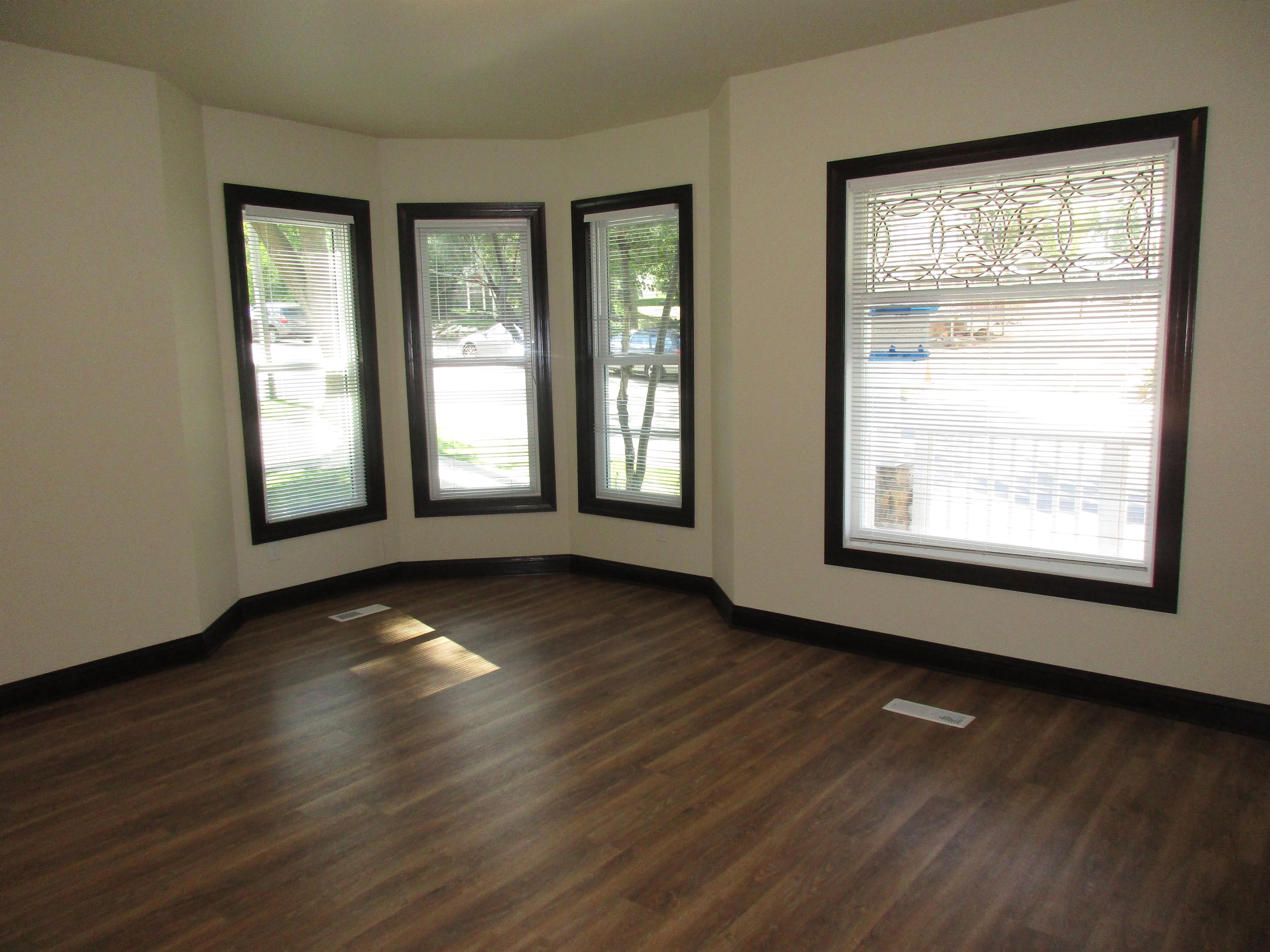 141 E Gorham – photo 4