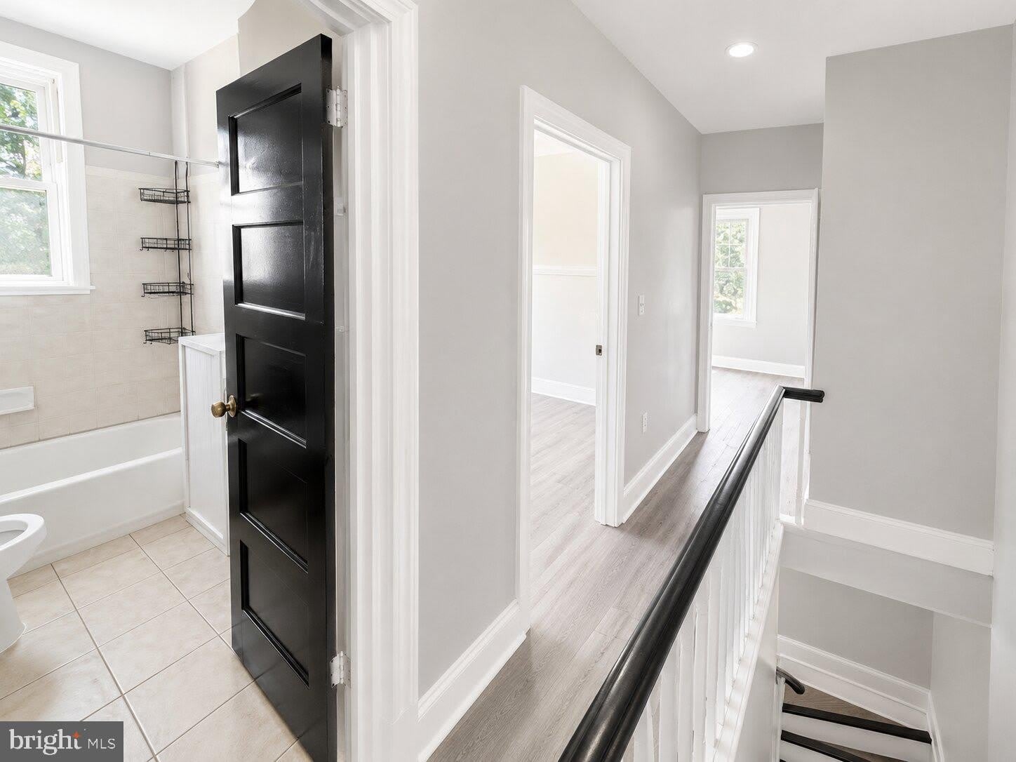 994 Carver Street – photo 4