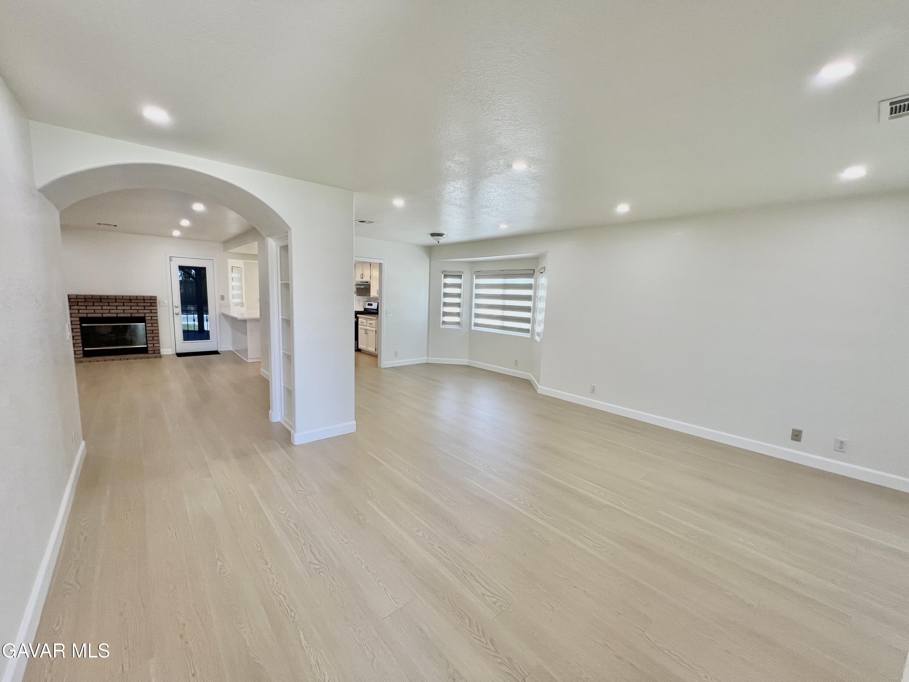 759 E Avenue J6 – photo 5