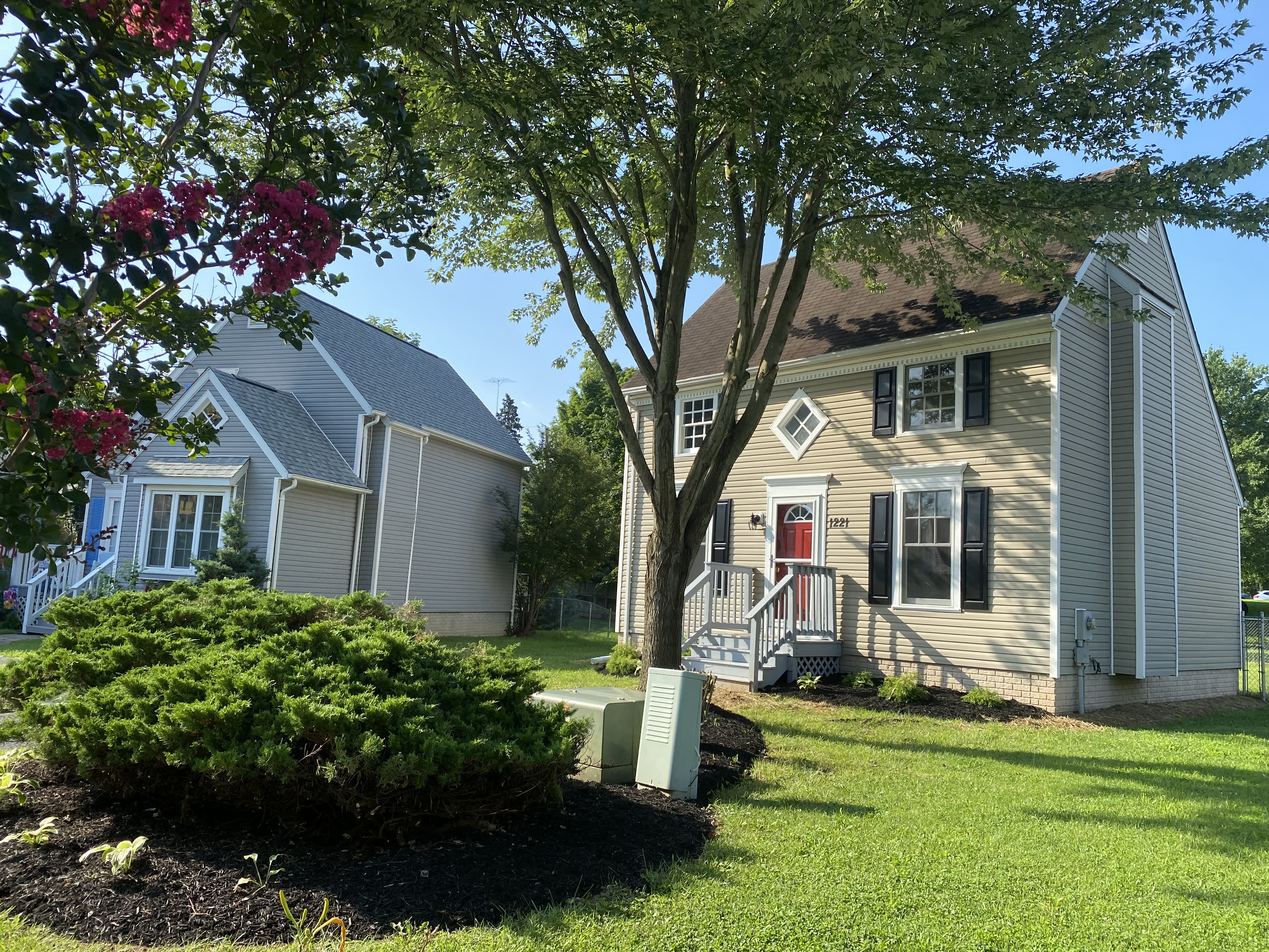 1221 Magnolia Court – photo 2