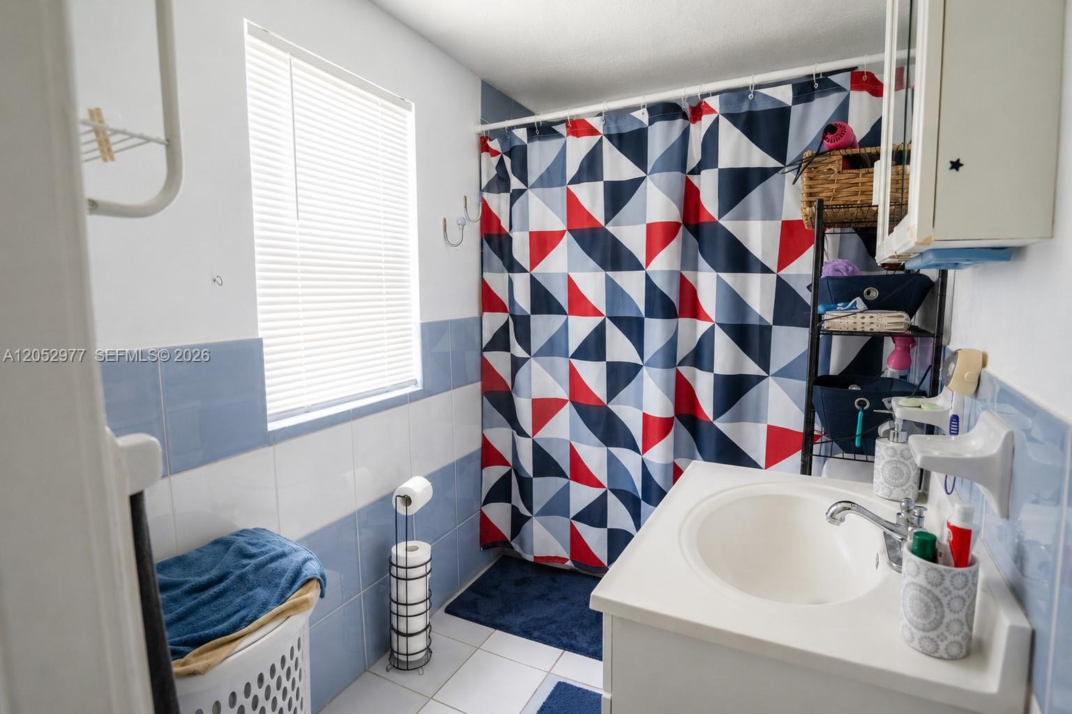 765 W 23rd St – photo 4