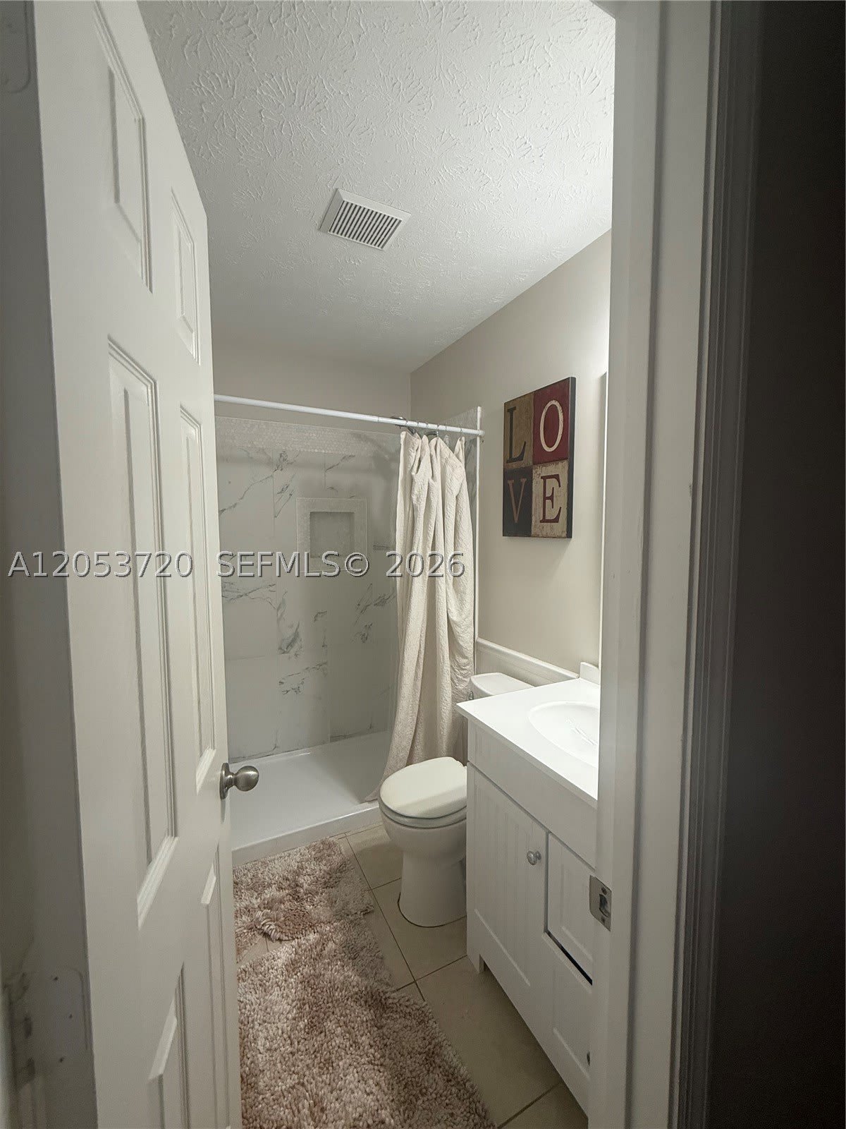 233 SW Chapman Ave – photo 2