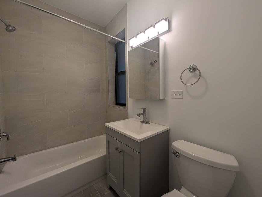 4602 North Winchester Ave. – photo 5