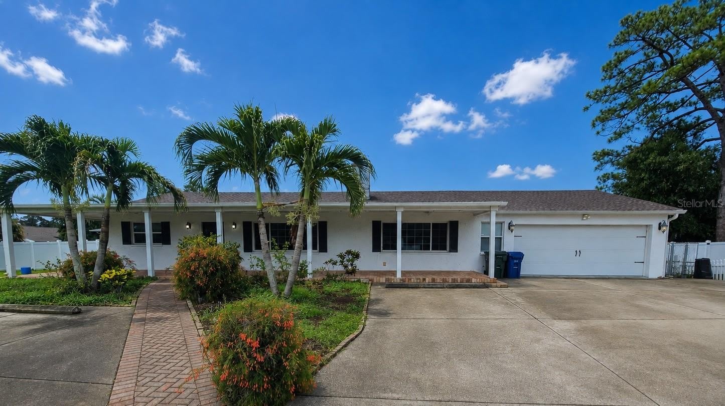 2130 Pinehurst Street – photo 3