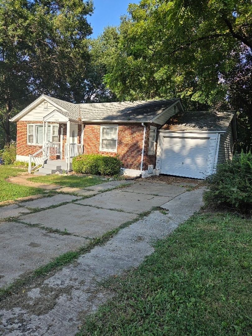 Charming 2BR House in Saint Louis – photo 1