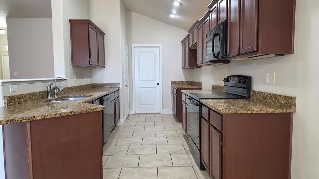 6011 Mile High Ln – photo 4